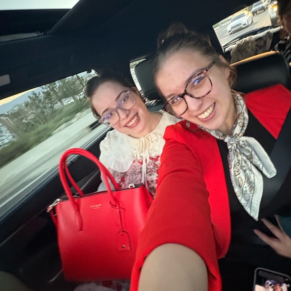 ✌🏼🫶🏼✨ - Picture 10 of 13